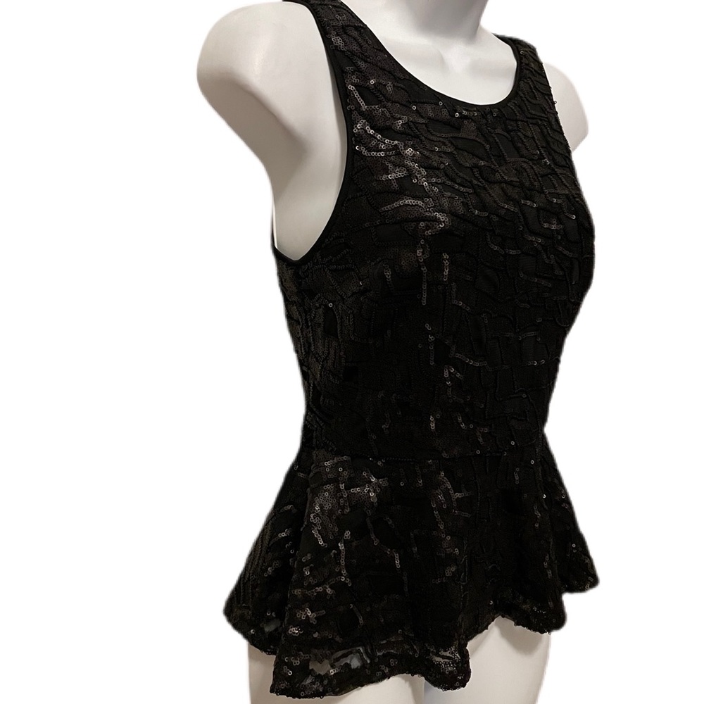 Forever 21 sequins‎ top